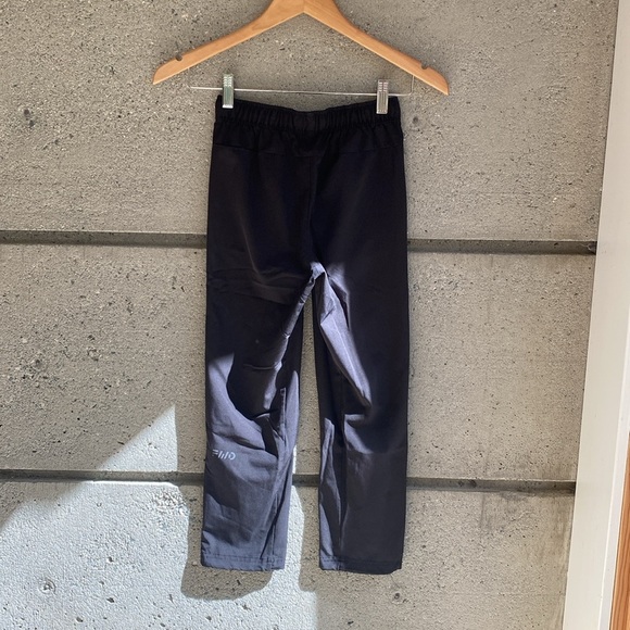 FWD (Sport Check) Pants used for golf only - Picture 3 of 9